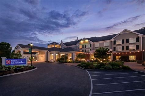 We're adjacent to Maine Coast Mall and a short walk from quick bites in the neighborhood. . Garden inn hotel near me